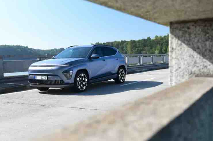 Hyundai Kona guai allo sterzo