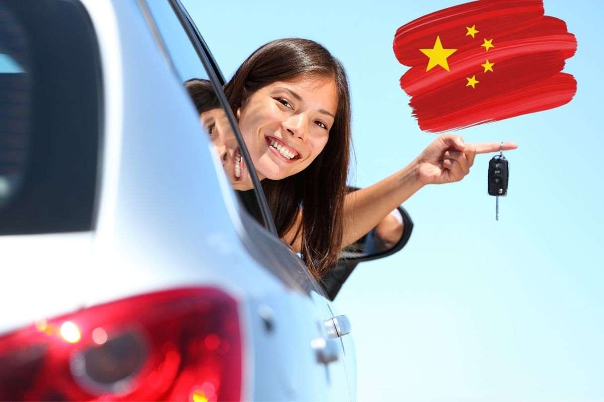 La Cina mette al bando le maniglie a scomparsa sulle auto: rivoluzione nella sicurezza stradale