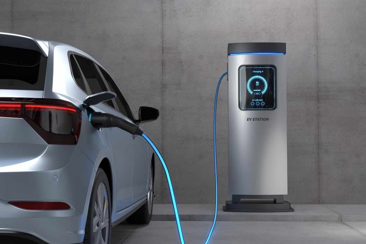 Auto elettriche, le batterie durano più dell’auto stessa: i dati che cambiano tutto