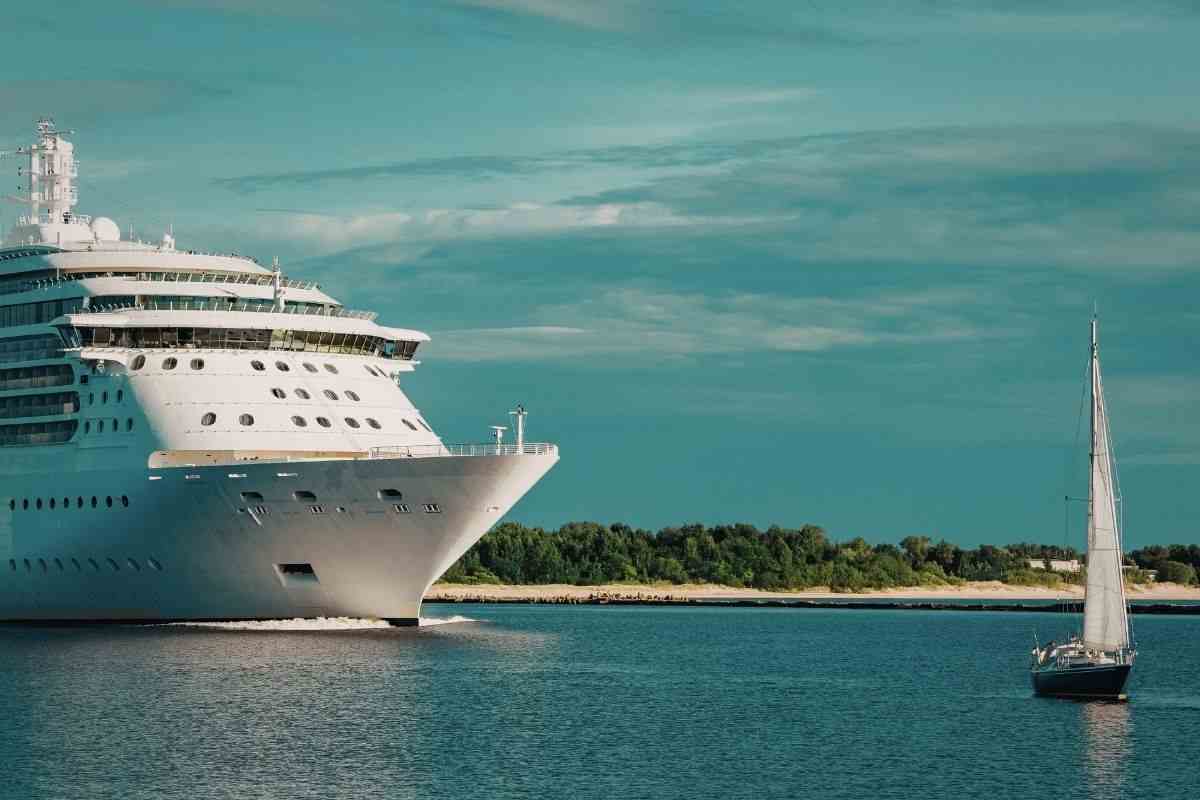 La grande azienda di Crociere è fallita, tutte cancellate: che mazzata per i turisti