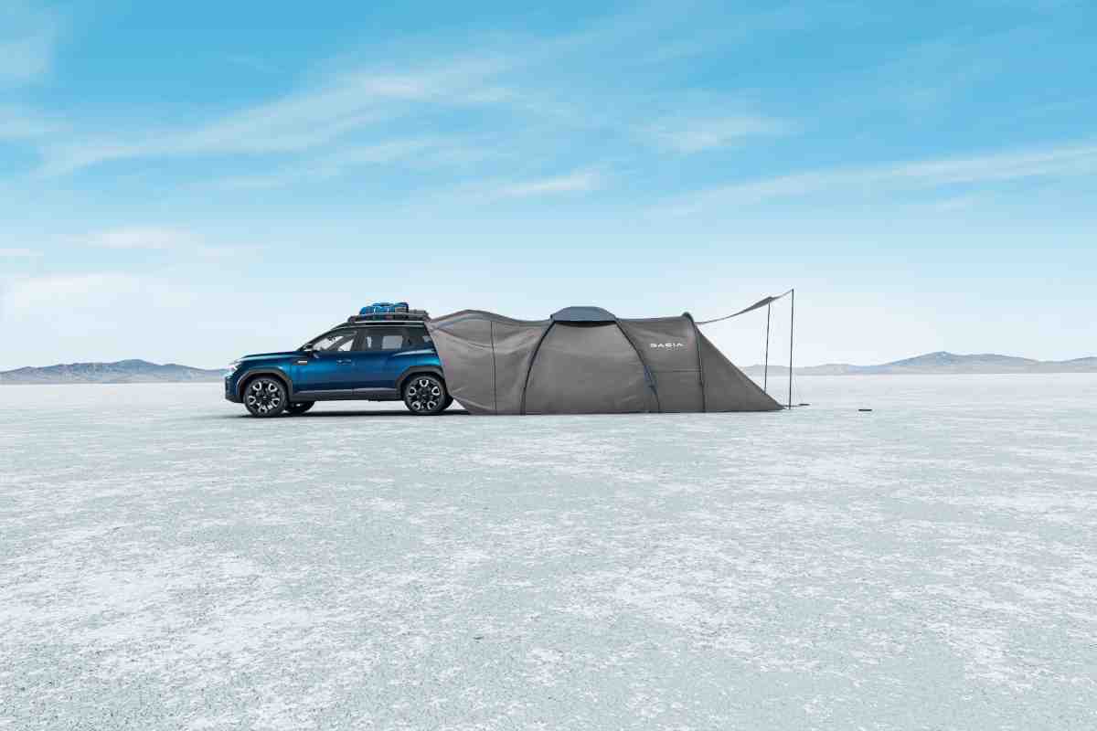 Una tenda da tetto per trasformare la Bigster in camper