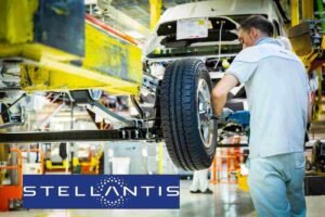 Stellantis all’attacco della Cina: colpo a sorpresa, Elkann stavolta ha vinto