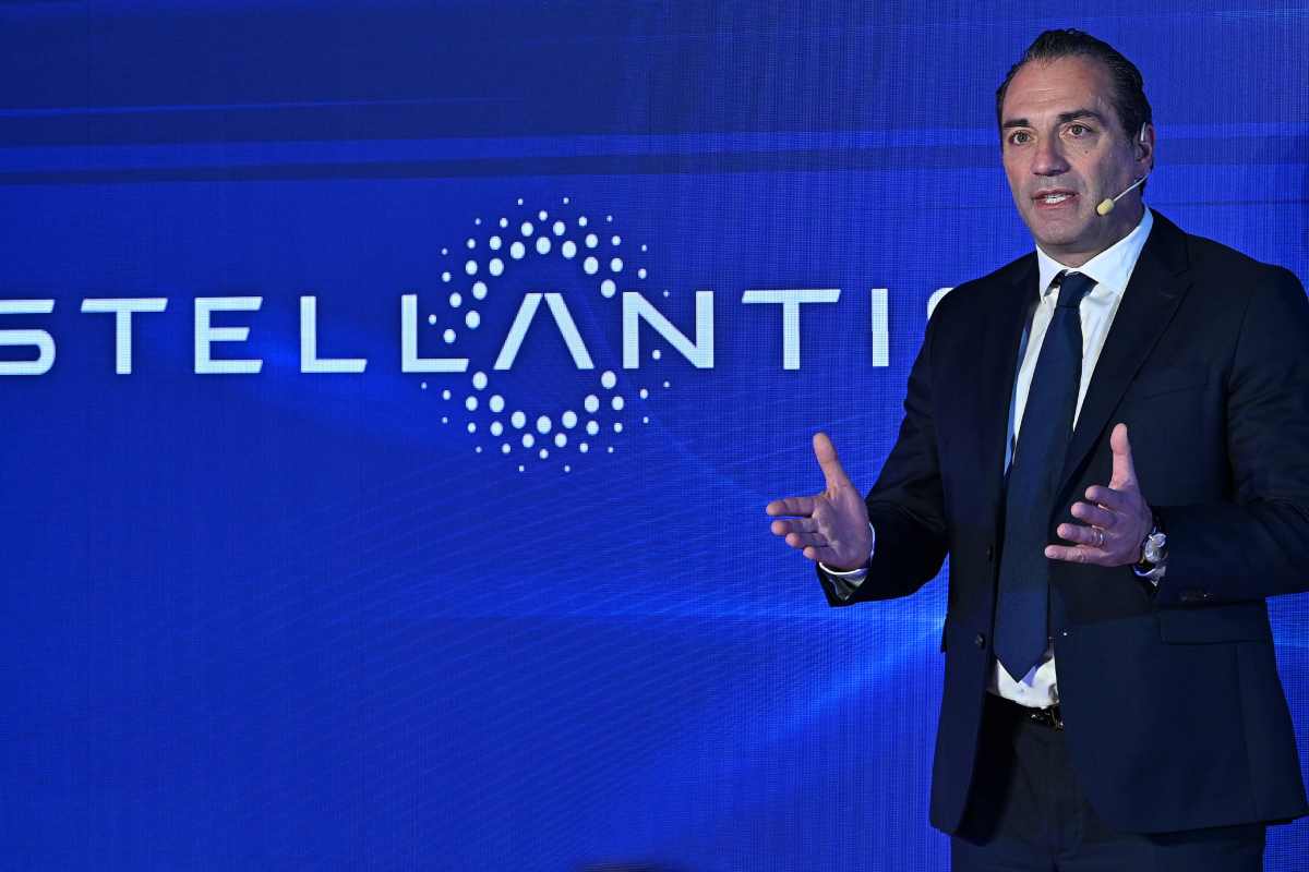 Stellantis, l'addio ora diventa ufficiale: mazzata clamorosa per l'Italia