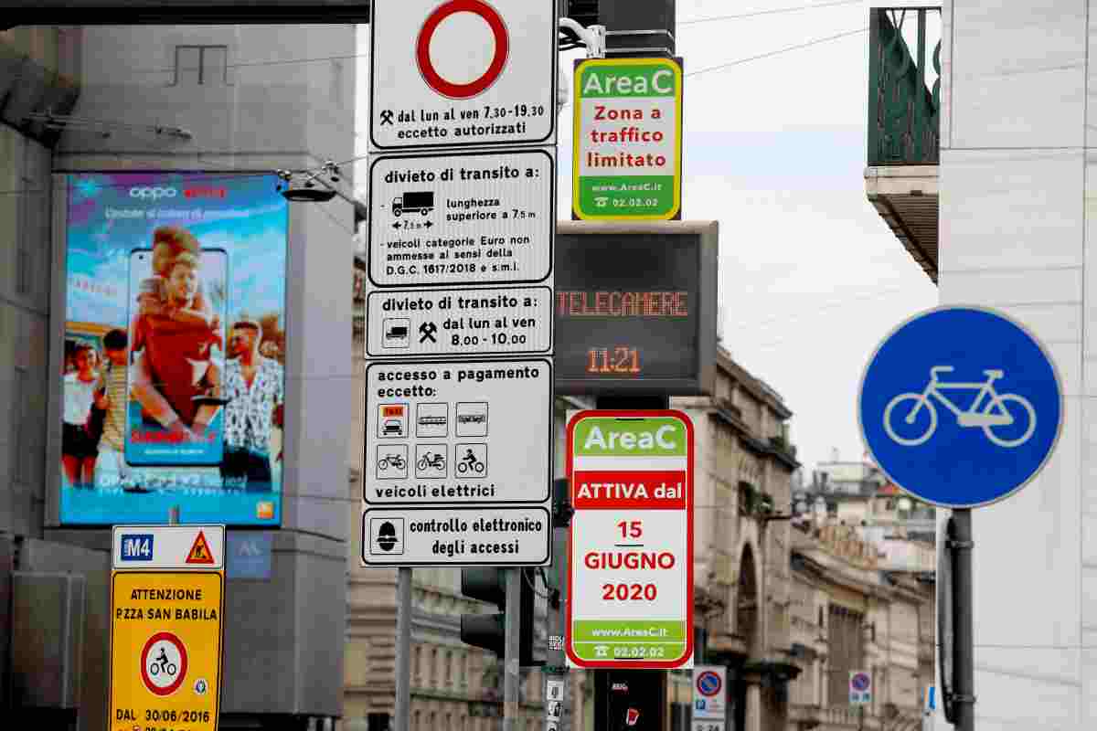 Area C Milano 2026: ecco quali auto non potranno più entrare e quanto costerà accedere