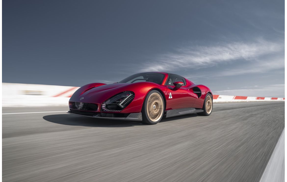Alfa Romeo 33 Stradale vince il Design dell'Anno