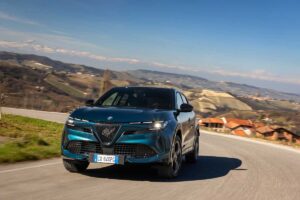Via la maxi rata e gli interessi, Alfa Romeo bissa l’offerta anche per l’altro modello del SUV: quanto ti costa con il finanziamento