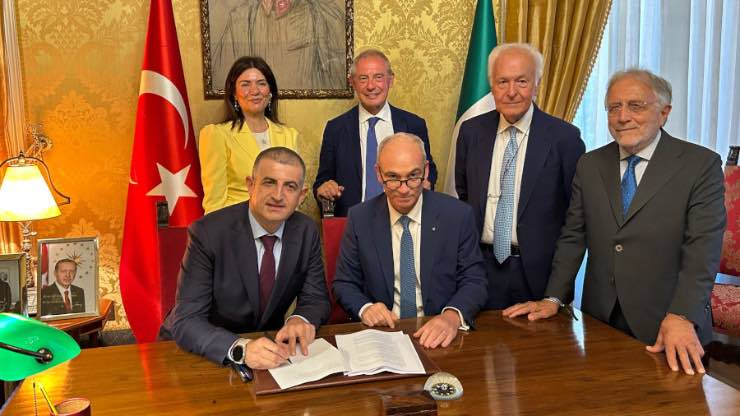 baykar piaggio Aerospace Turchia Italia