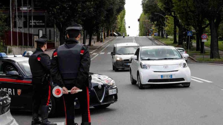 posto di blocco dei Carabinieri