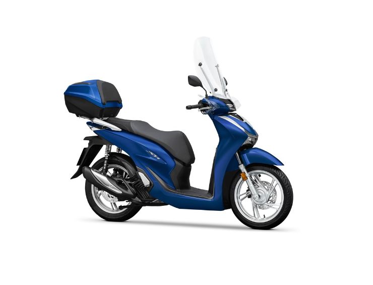 un'Honda SH di colore blu
