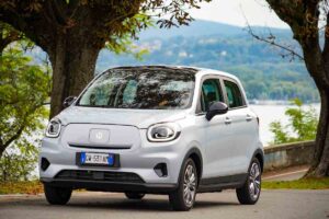 Quanto costa l’auto elettrica più venduta in Italia ? Meno di quanto pensi, ha anche una rata davvero conveniente