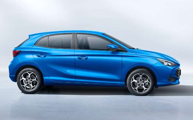 MG3 fotografata di profilo