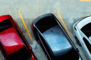 tesla novità auto parcheggio