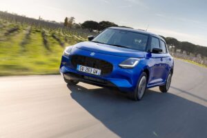 E’ giapponese la citycar che ti fa svoltare, ibrida e a meno di 17.000 euro con questo super incentivo