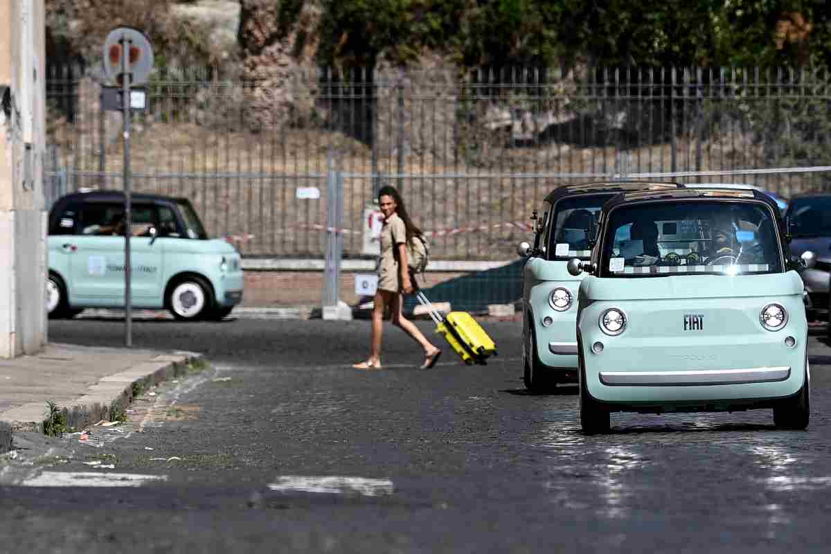 Incentivi 2026, spinta su scooter e microcar elettrici