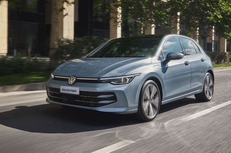 auto volkswagen golf finanziamento