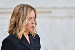 Il Governo Meloni emana il nuovo Decreto: effetto immediato sul colosso italiano, non potranno farlo più