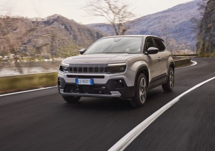 Jeep Avenger a 299 euro al mese