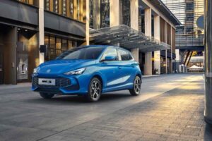 MG3 di colore azzurro