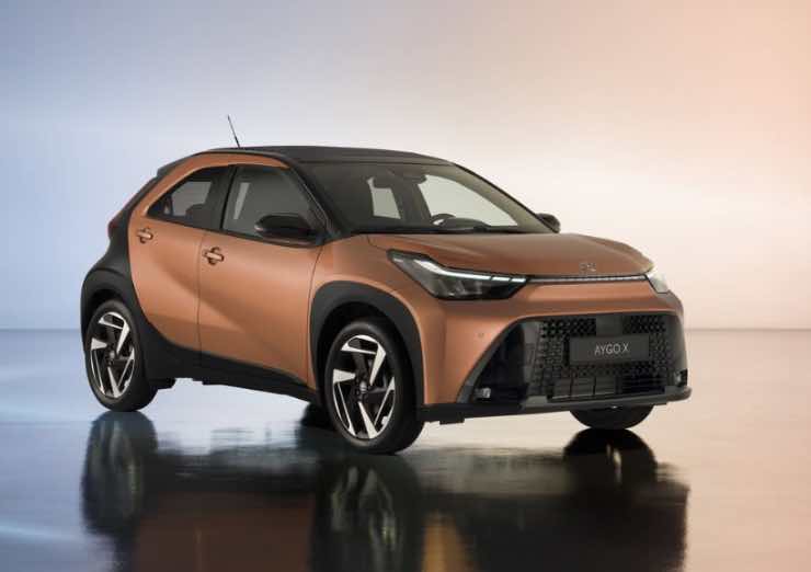 Toyota Aygo X vero prezzo 21.400 euro