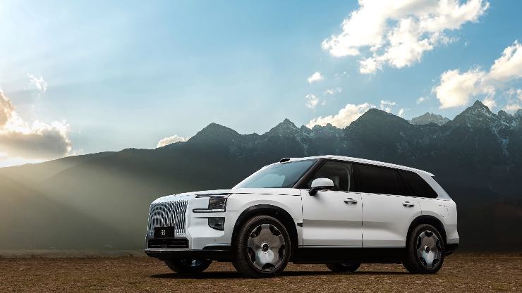 Zeekr 9X 50.000 vendite in Cina