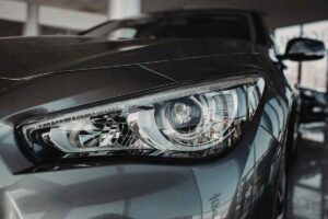 Auto belle ma accessibili: il segreto del design che conquista senza far salire il prezzo