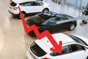 porsche crollo problemi licenziamenti