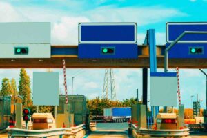 I caselli autostradali saranno aboliti: ecco quanto costerà il nuovo abbonamento