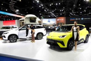 auto BYD in esposizione