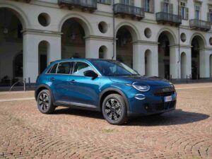 Nuovo motore a benzina per il crossover FIAT: appena uscito e già in offerta con oltre 3.000 euro di sconto