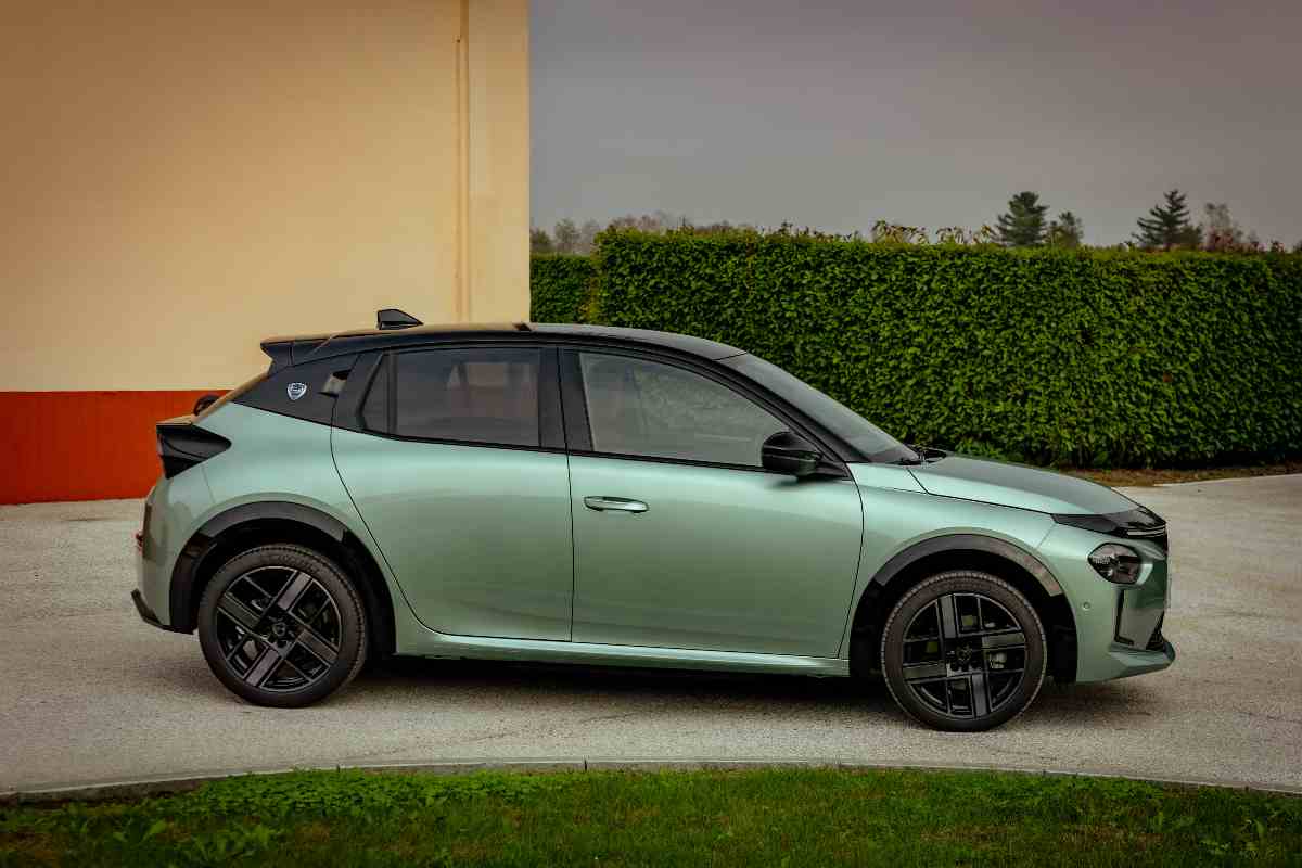 Lancia Ypsilon in primo piano